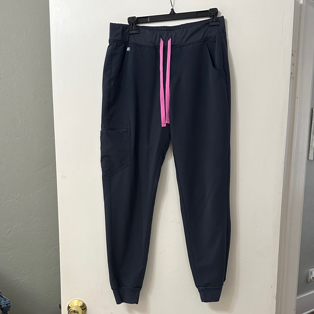 Figs Women's Gray Zamora Joggers